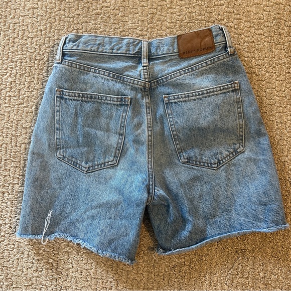 Denim Forum Joni mid length short - Picture 3 of 4